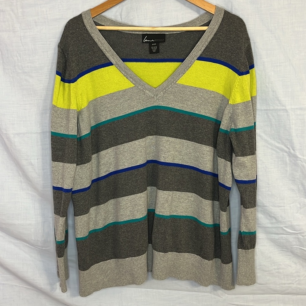 Lane Bryant Gray with Blue, Teal and Green Stripe Ribbed Detail Sweater in 26/28